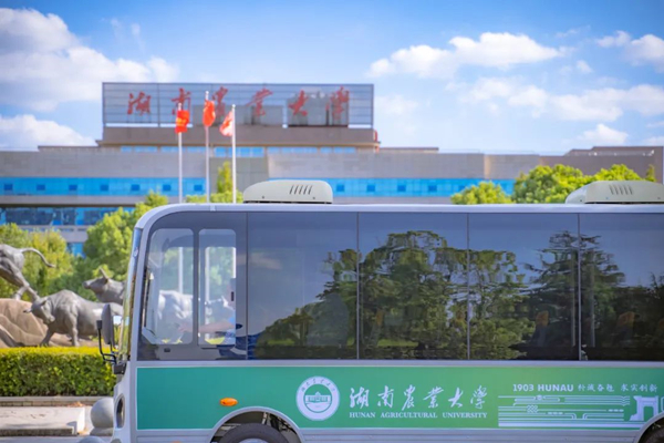 06 校园交通车_副本.jpg