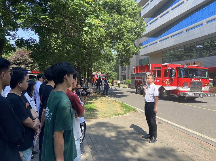 20230609湖南农业大学开展2023年消防应急疏散演练4.jpg